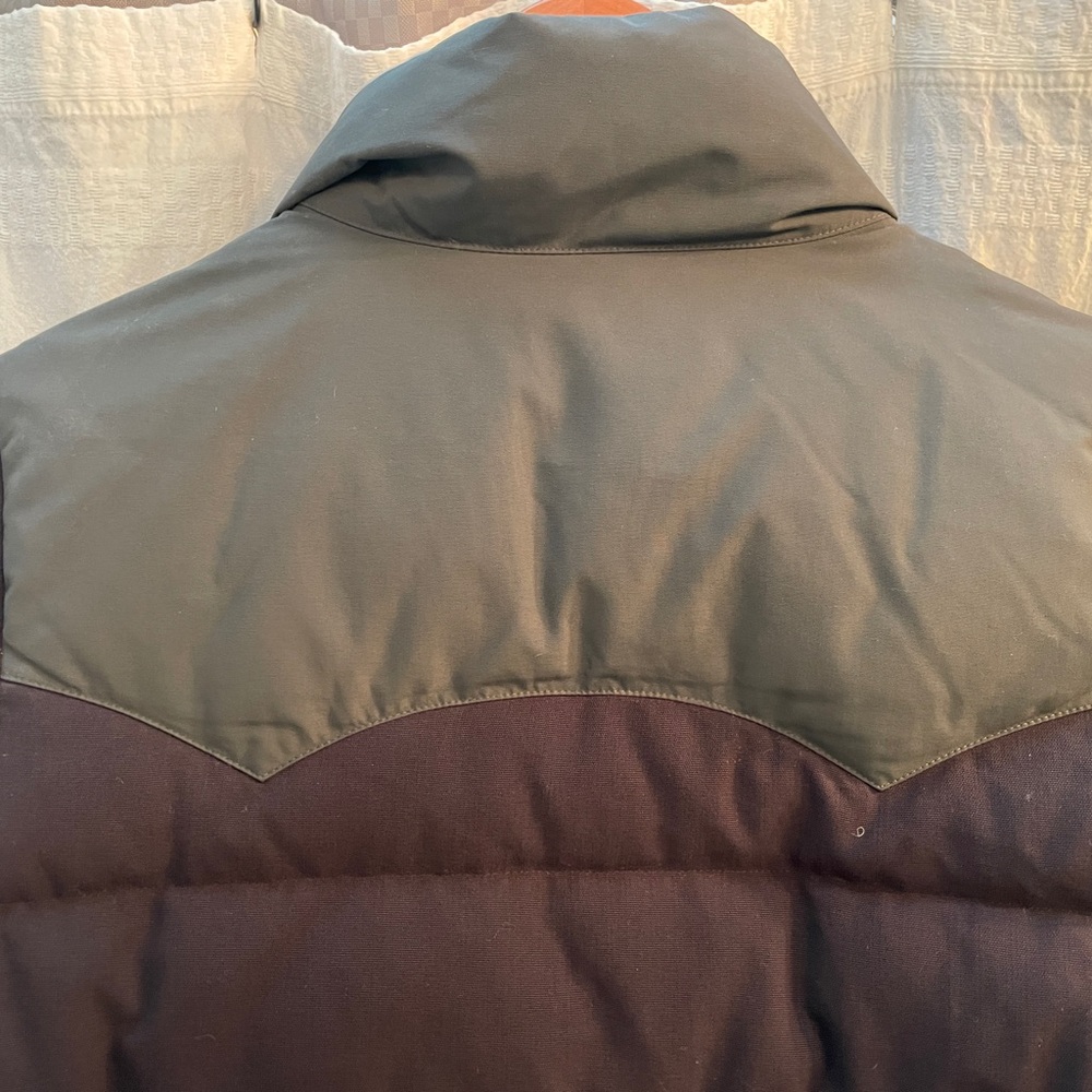 Patagonia Women's Black Puffer Jacket - Picture 4 of 7